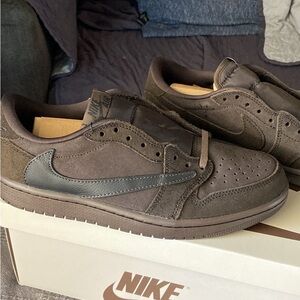 Jordan 1 travisScott khaki lows